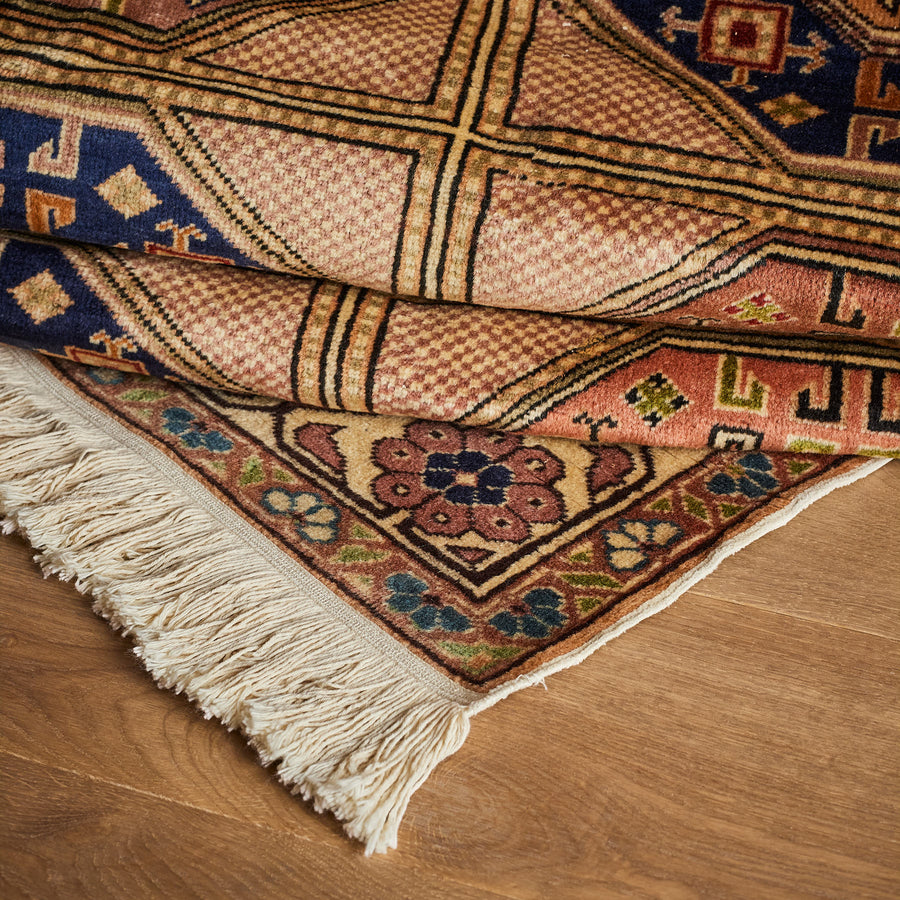 Moreen Rug (6'4" x 10'2")