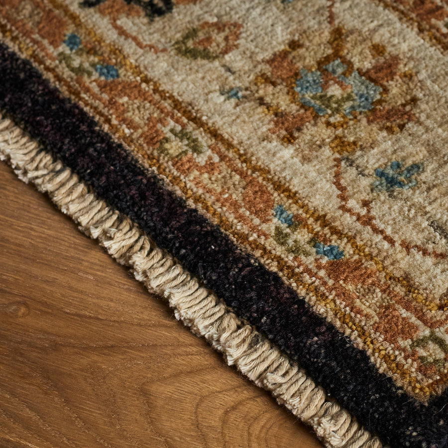Adrianna Rug (4'0" x 6'0")