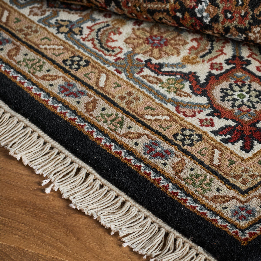 Moraska Rug (5'8" x 8'0")