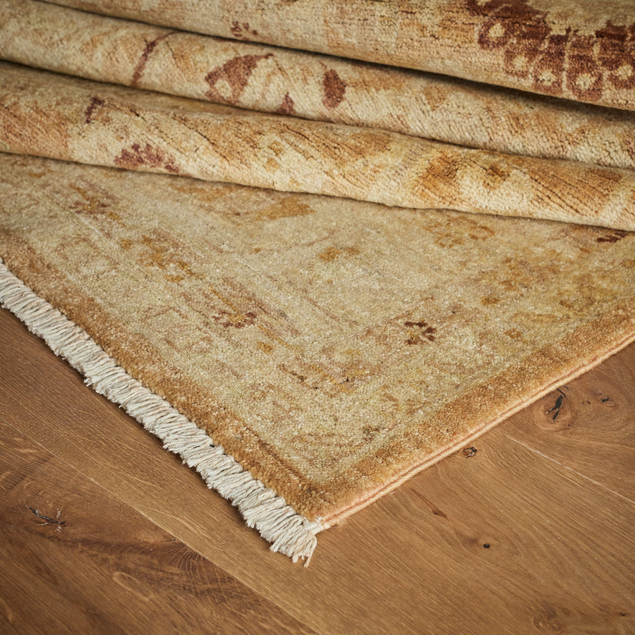 Gustav Rug (5'10" x 8'10")