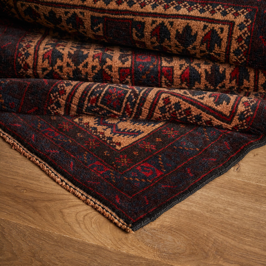 Bale Rug (2'9" x 4'9")