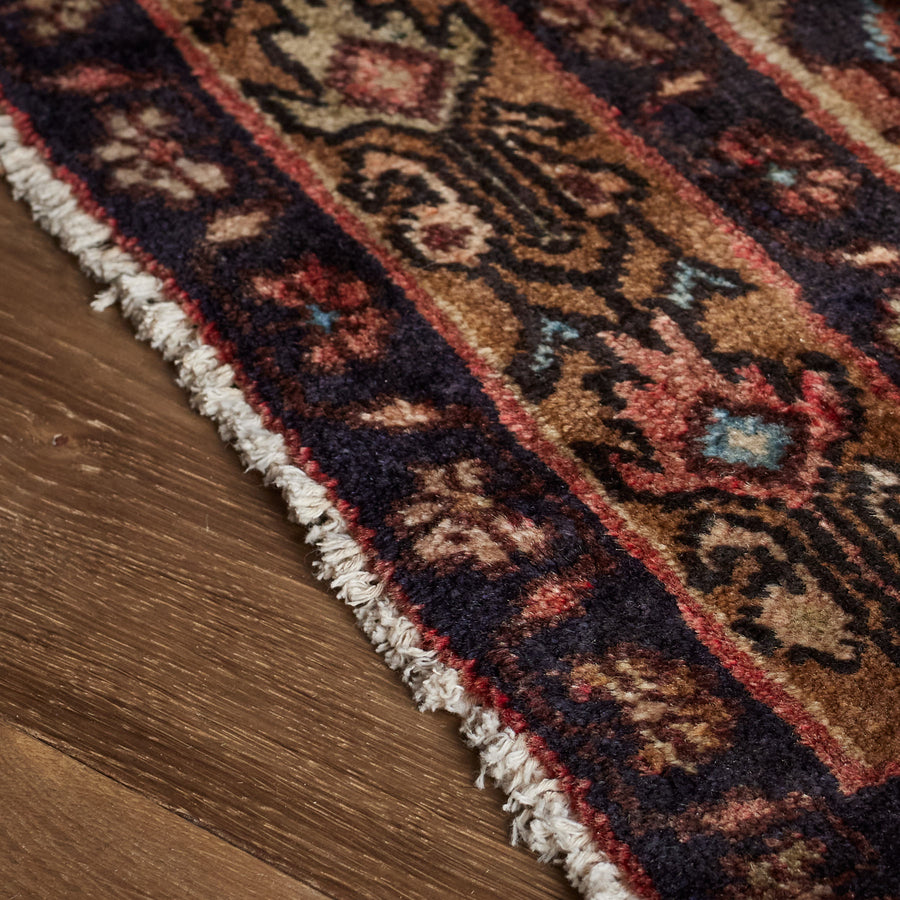 Granada Rug (3'8" x 10'4")