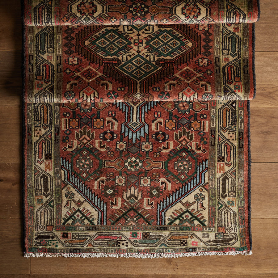 Stella Rug (2'7" x 9'5")