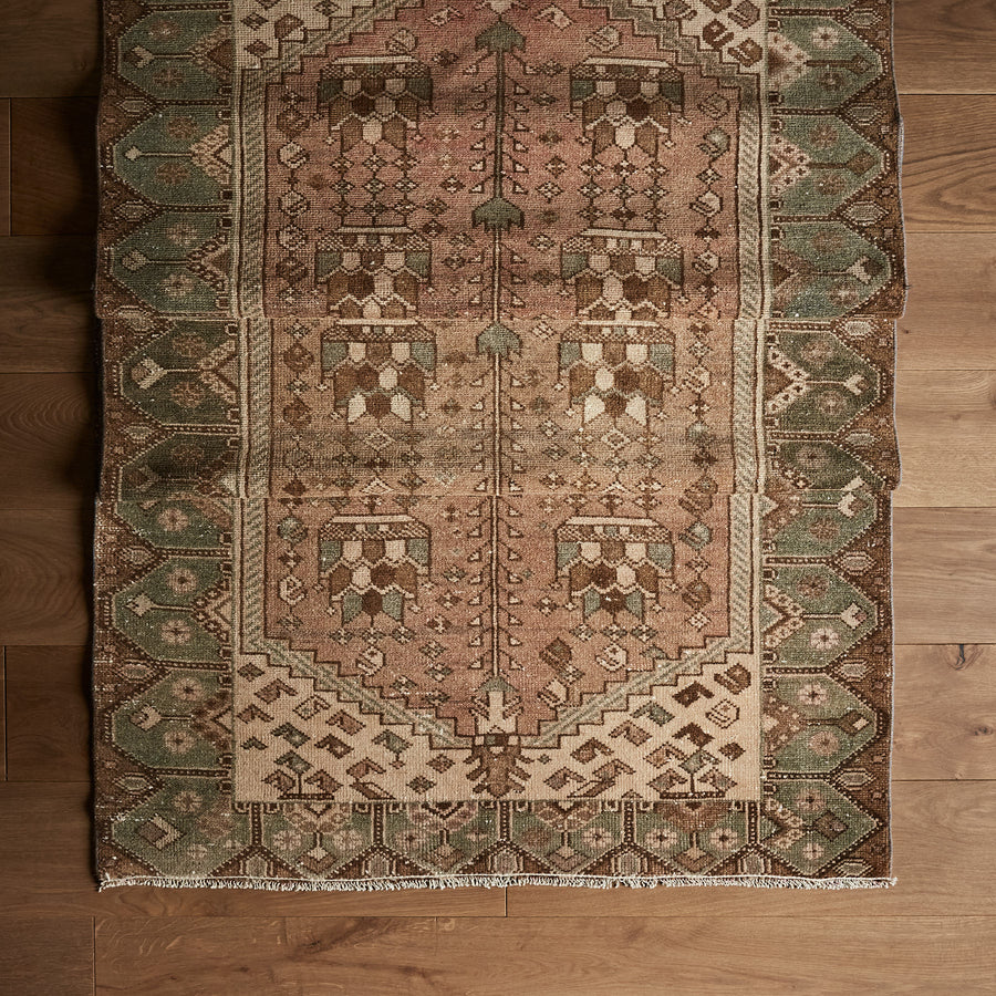 Catherine Rug (3'7" x 9'3")