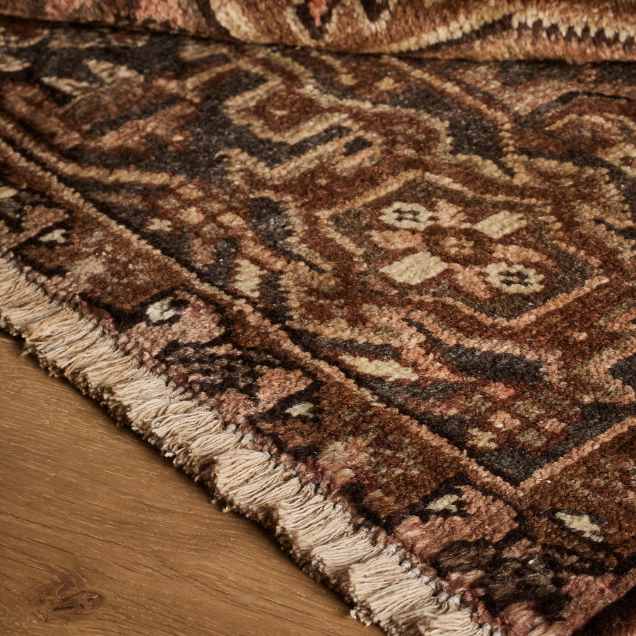 Sarabie Rug (7'10" x 11'1")