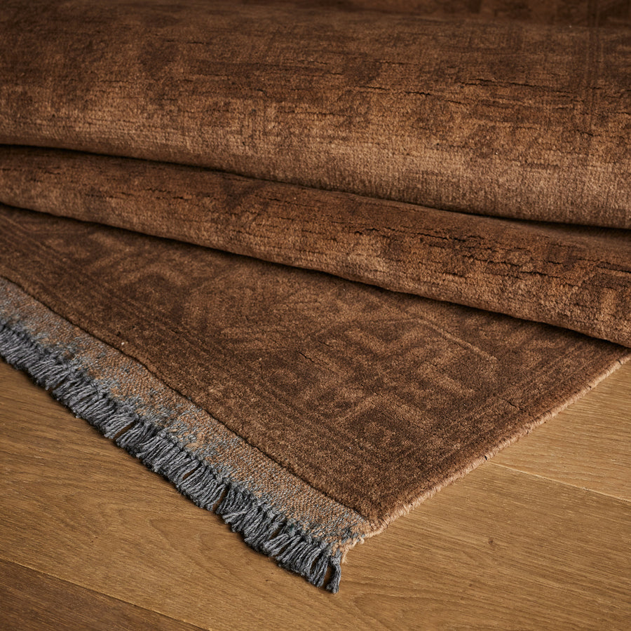 Vico Rug (2'6" x 9'5")