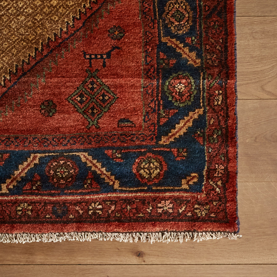 Figaro Rug (3'11" x 7'9")