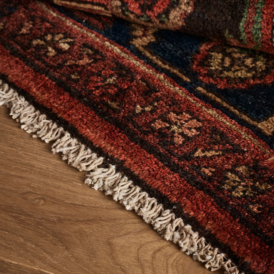 Figaro Rug (3'11" x 7'9")