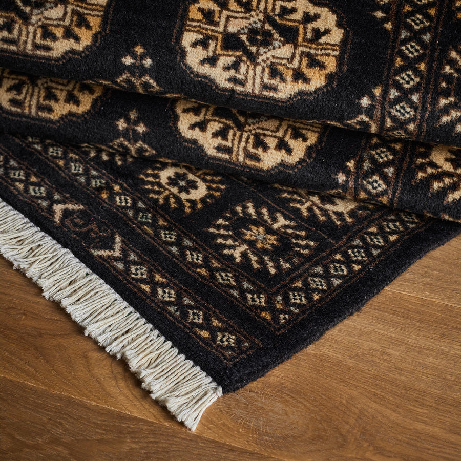 Campbell Rug (2'8" x 6'6")