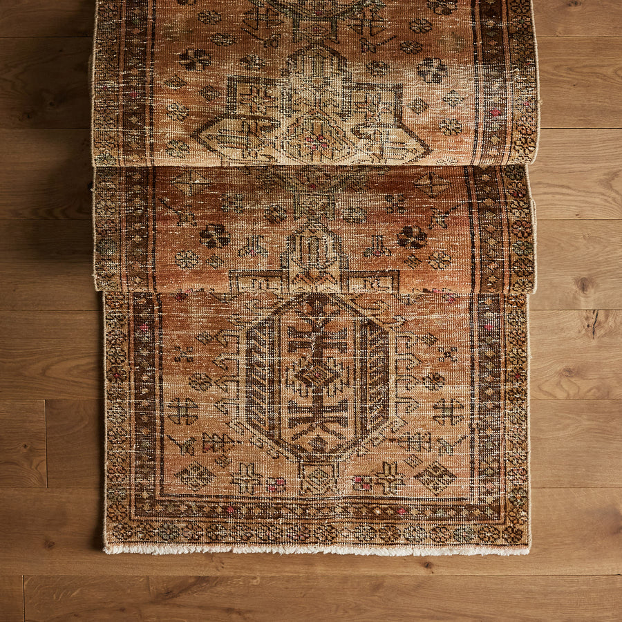 Cassia Rug (2'10" x 11'8")