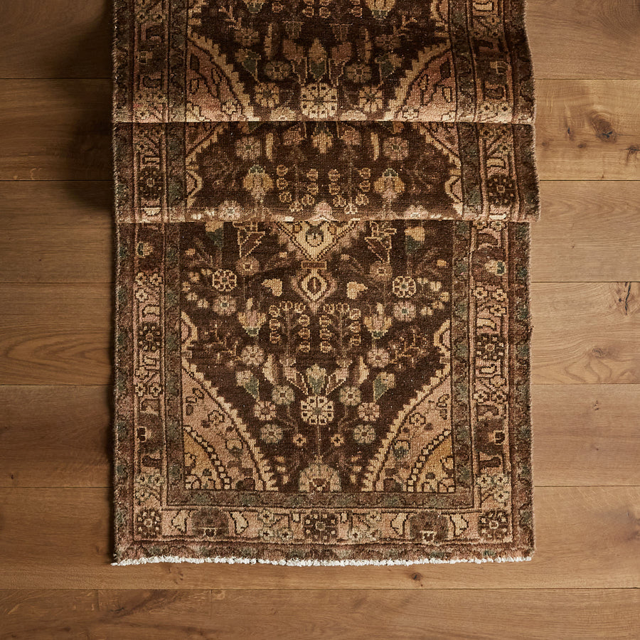 Amber Rug (2'7" x 10'0")