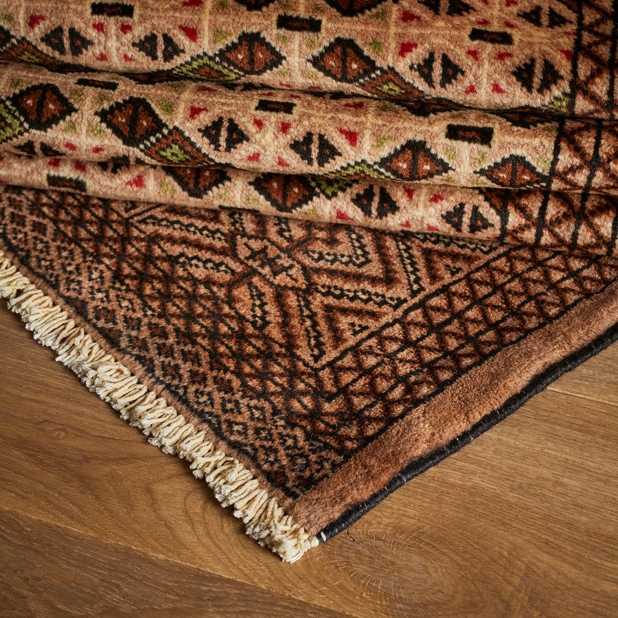 Gordon Rug (8'2" x 12'6")