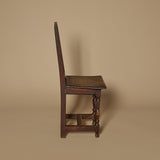 Chaise provinciale française ancienne de style Louis XIII