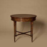 Table ronde française de style Louis XVI en loupe de bois vers 1900