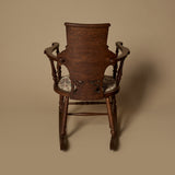 Fauteuil à bascule victorien en bois sculpté de style néo-Renaissance XIXe siècle