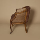 Fauteuil canné de style Louis XV français du milieu du XXe siècle