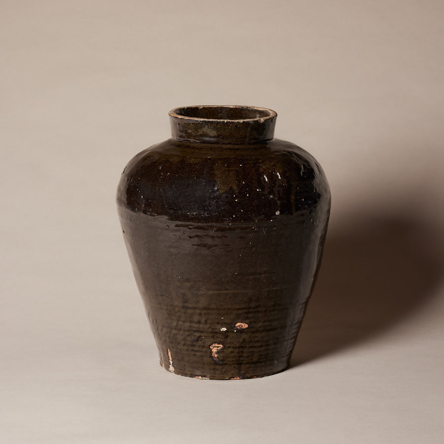 Dynasty Pottery (Large)