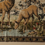 Tapisserie du milieu du XXe siècle à décor de cerfs en forêt