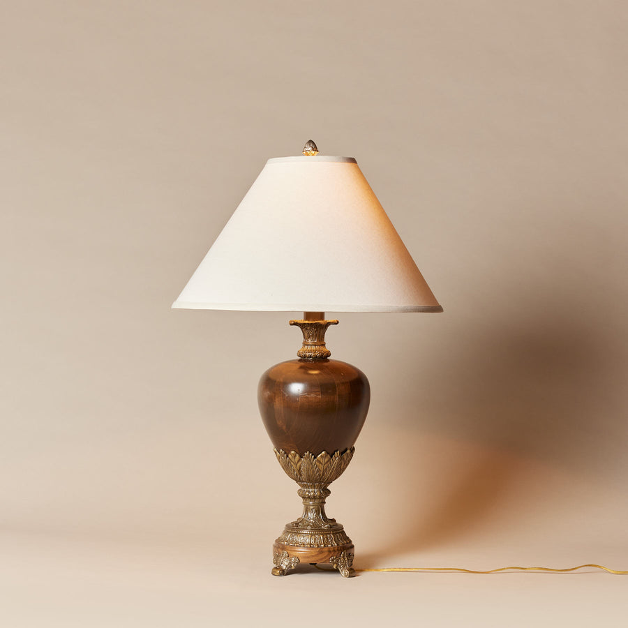 Frontenac Lamp