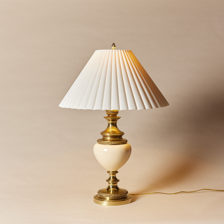 Coco Crème Lamp