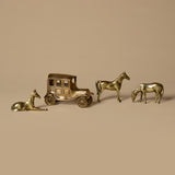 Calèche en laiton avec trois statuettes de chevaux