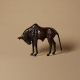 sculpture de taureau Brahman enveloppée de cuir vintage