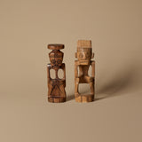 Sculptures en bois sculptées à la main de style tribal du milieu du XXe siècle