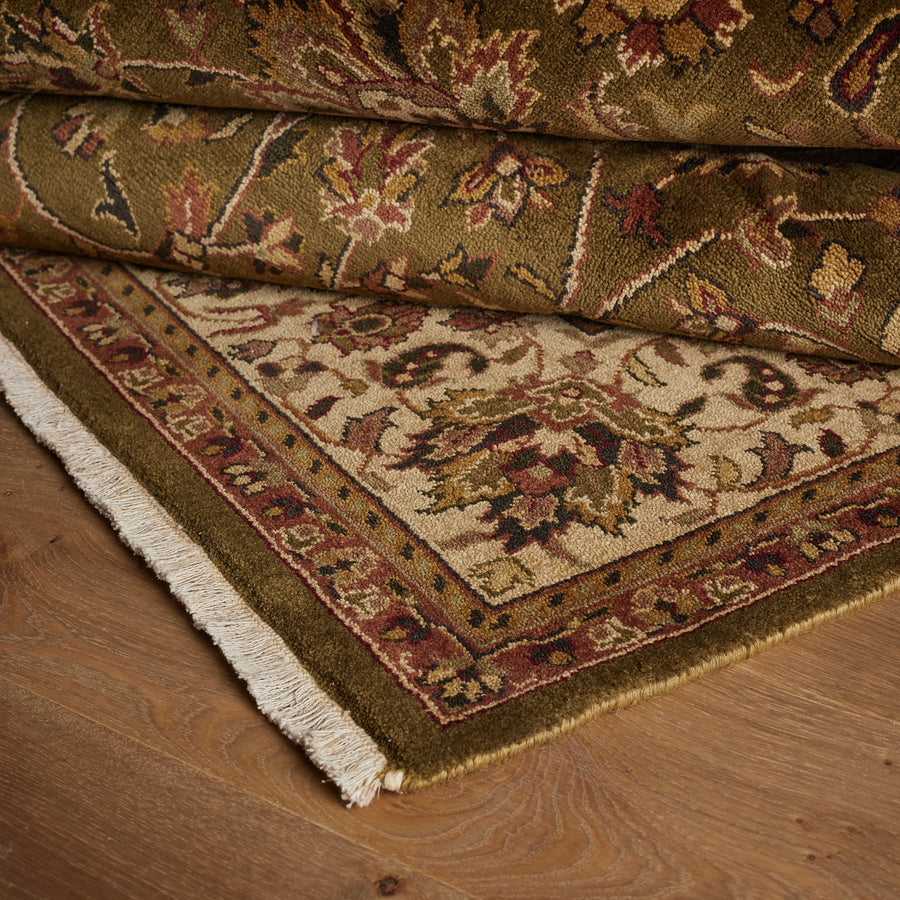 Tapis Charlotte (5'9" x 8'11")