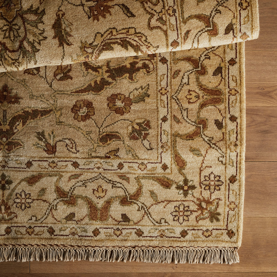 Tapis Finn (5'3" x 7'10")