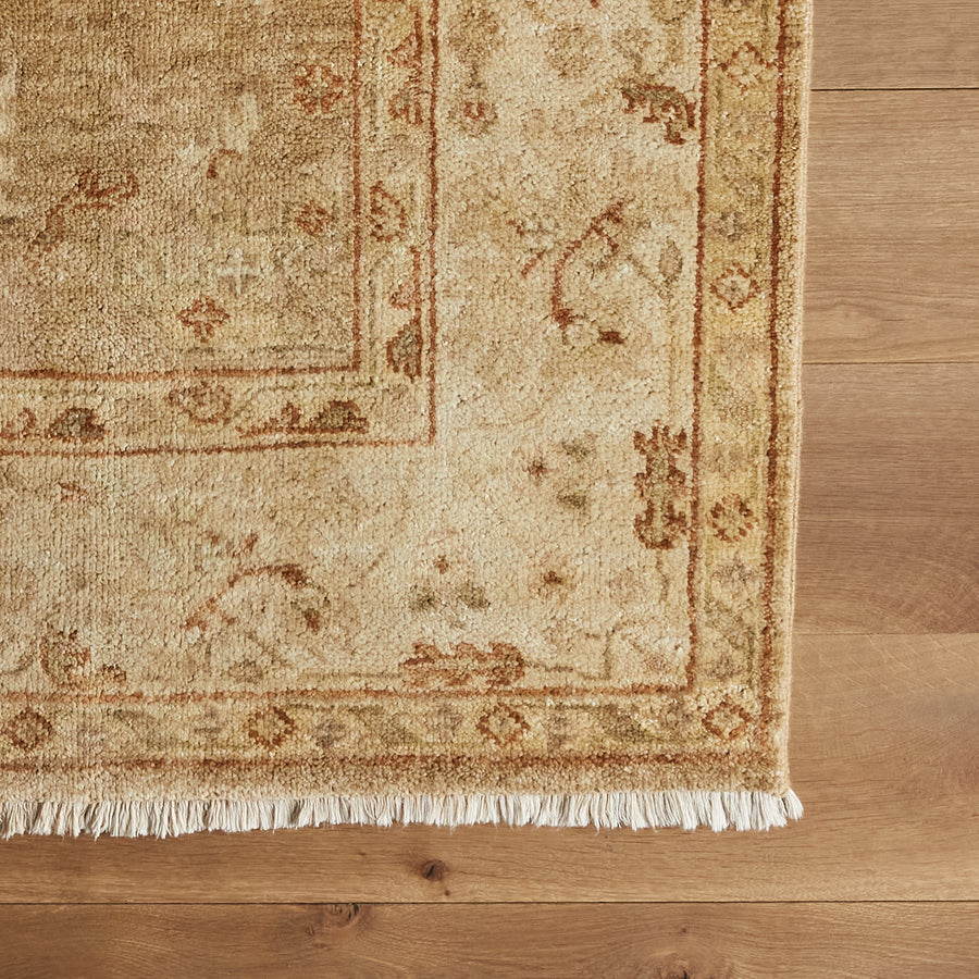 Tapis Liz (6'2'' x 9'0'')