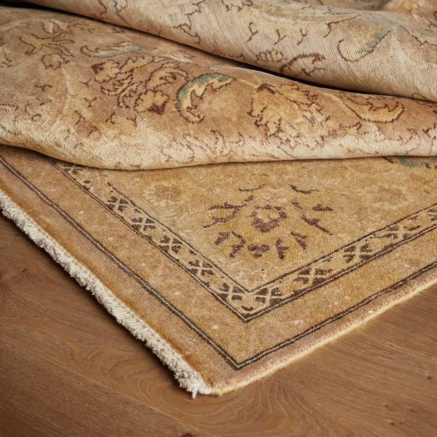 Tapis Noah (7'10" x 10'1")
