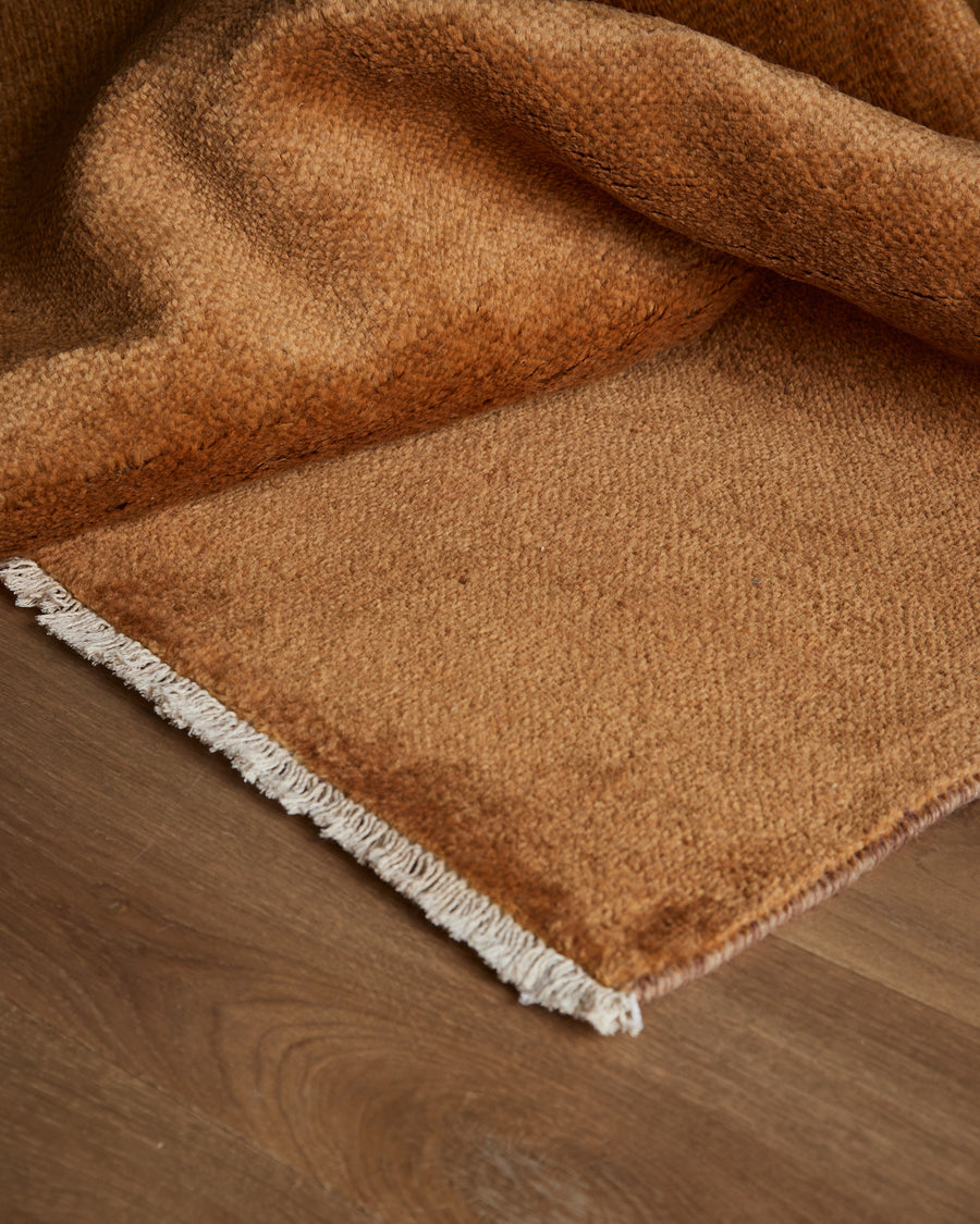 Tapis Colonel (2'7" x 10'4")