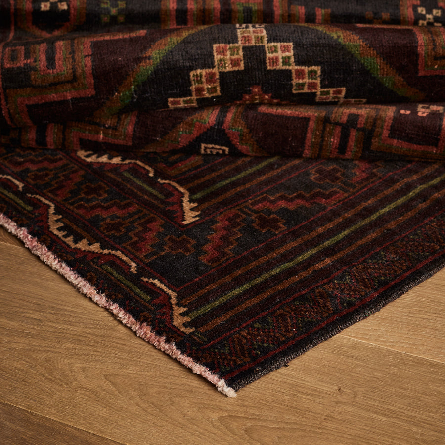 Tapis Navago (3'9" x 6'7")