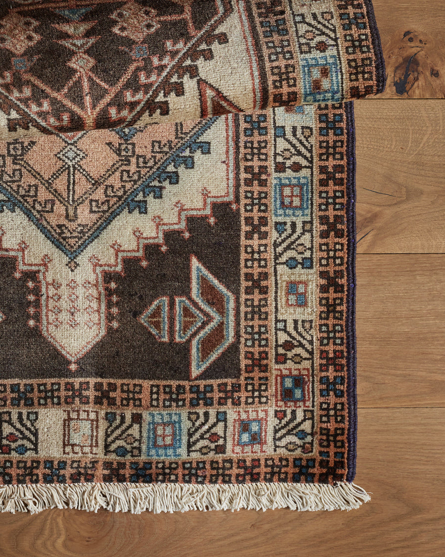 Tapis Rosanna (2'4" x 9'1")