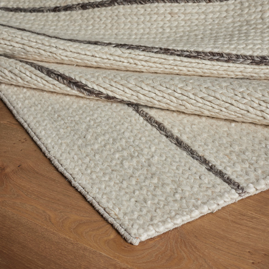 Tapis Augusta (4'11" x 8'3")