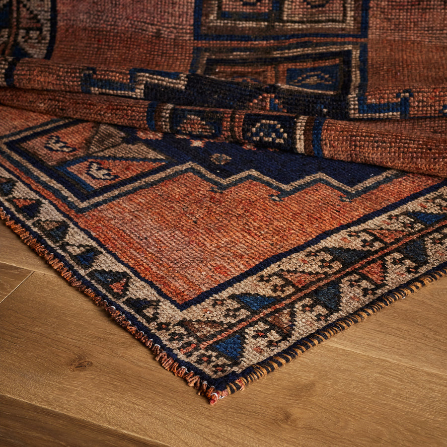 Tapis Shakar (3'4" x 11'3")