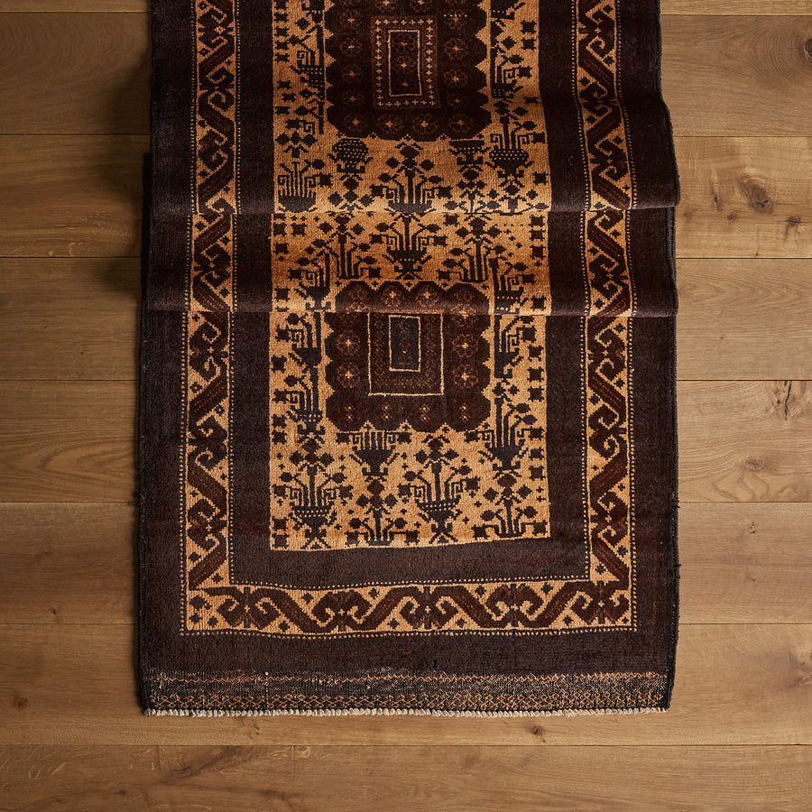 Tapis Harvey (2'7" x 10'4")