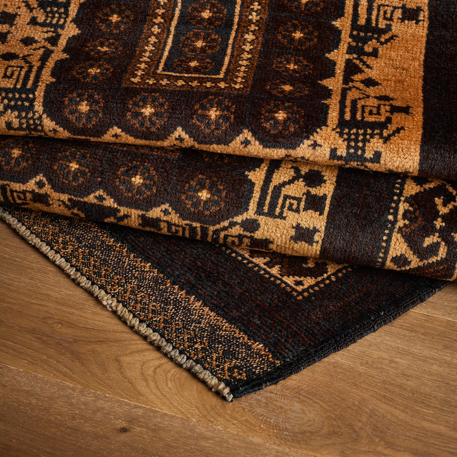Tapis Harvey (2'7" x 10'4")