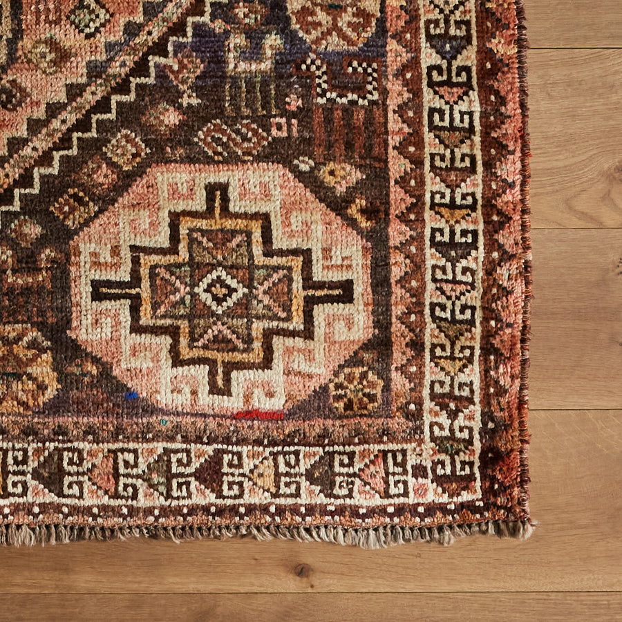Tapis Gala (4'3" x 6'11")