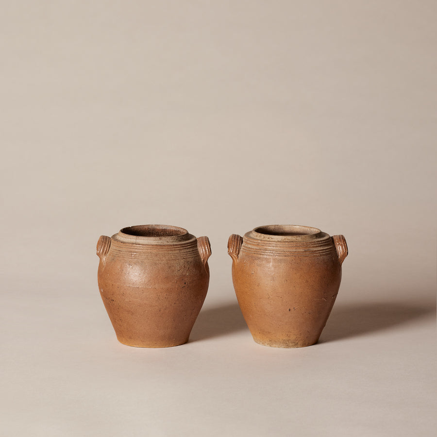 Duo de petits pots français anciens