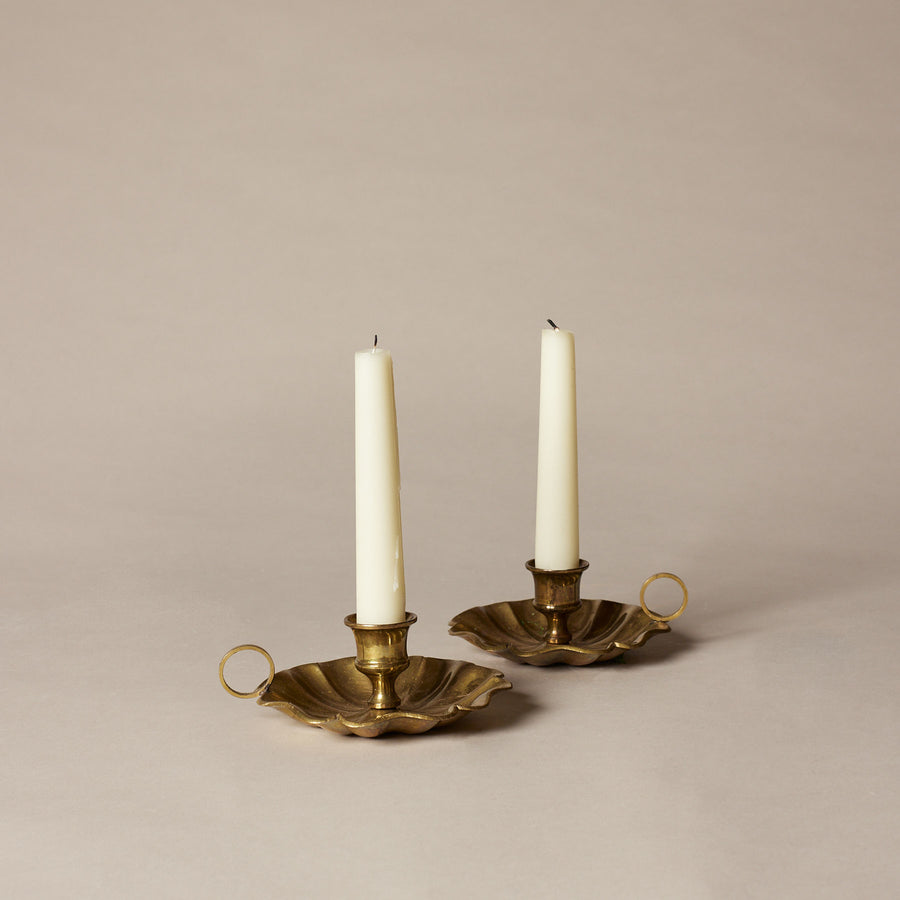 Duo de bougeoirs festonnés