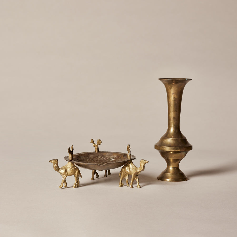 Cendrier ou vide-poche chameaux & vase en brass